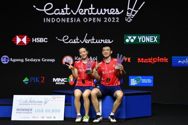 海星直播-豪取20连胜+收获四连冠 “雅思”重回世界第一宝座